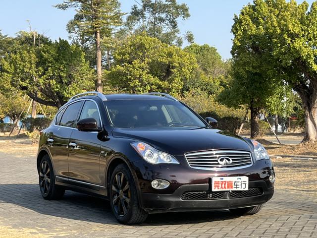 Infiniti EX