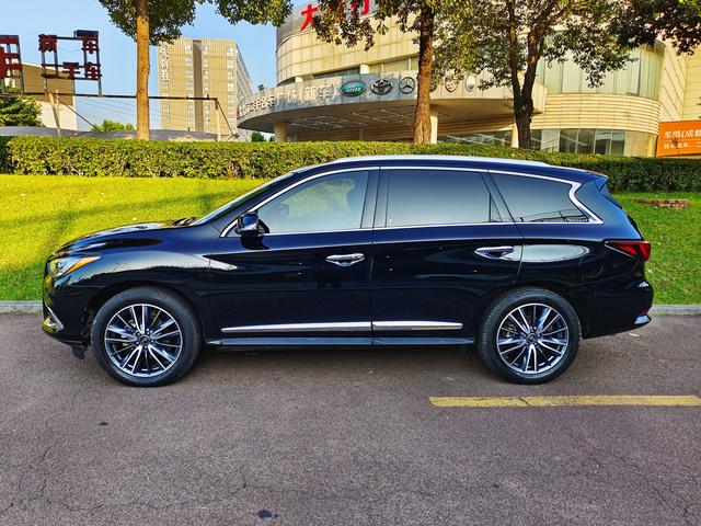 Infiniti QX60 (imported)