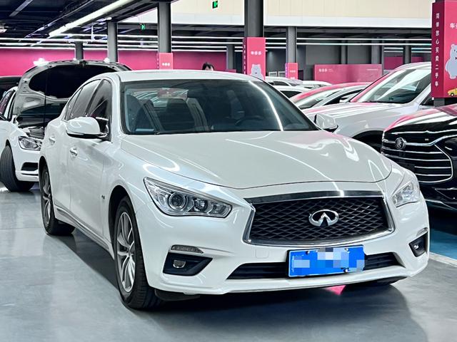 Infiniti Q50L