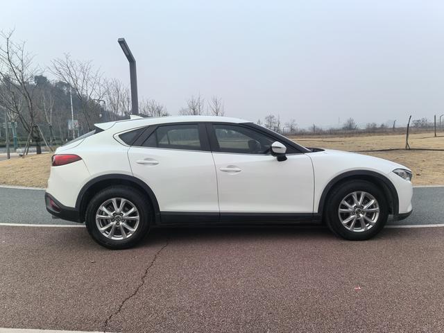 Mazda CX-4