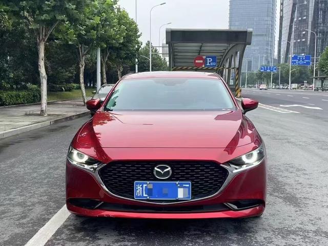 Mazda 3 Angkesela