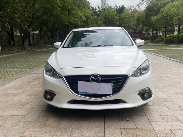 Mazda 3 Angkesela