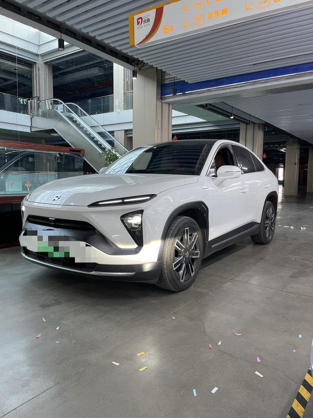 NIO EC6