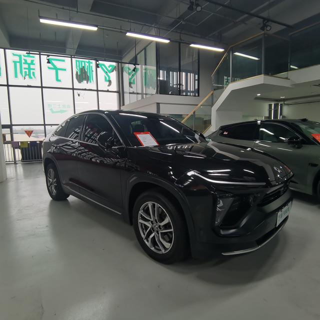 NIO EC6