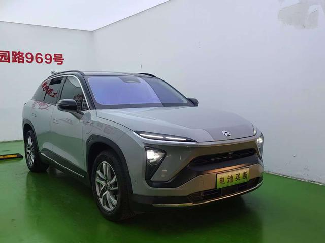 NIO ES6