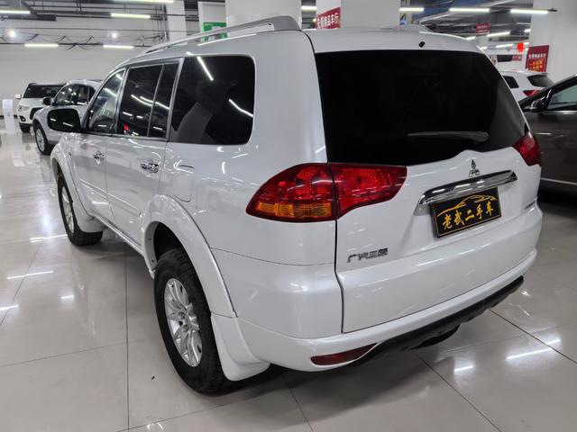 Mitsubishi Pajero Jinchang