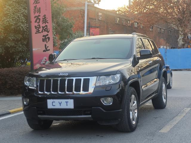 Jeep Grand Cherokee (imported)