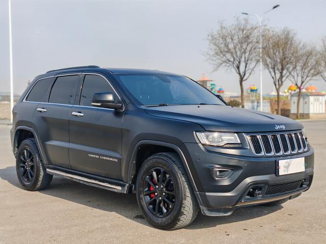 Jeep Grand Cherokee (imported)