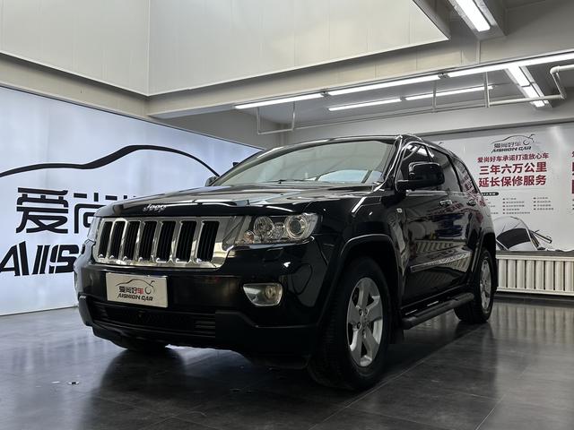 Jeep Grand Cherokee (imported)