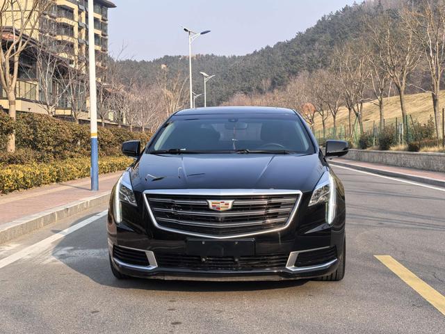 Cadillac XTS