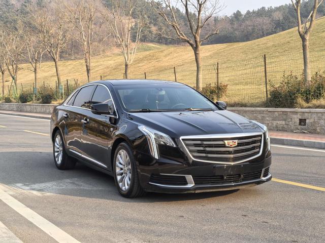 Cadillac XTS