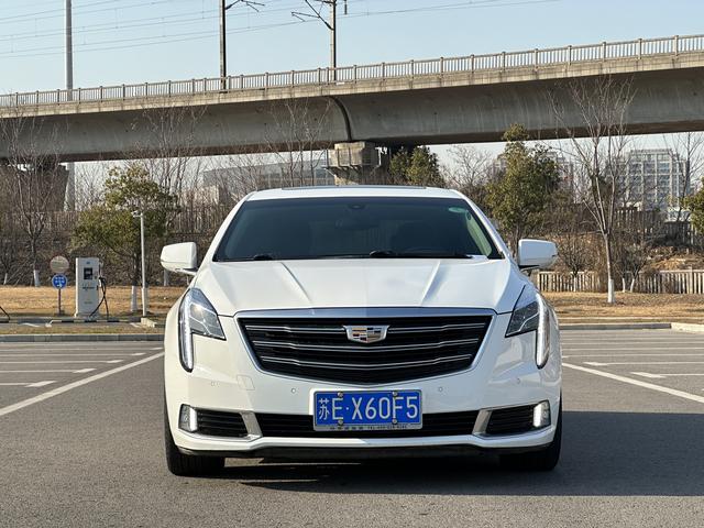 Cadillac XTS