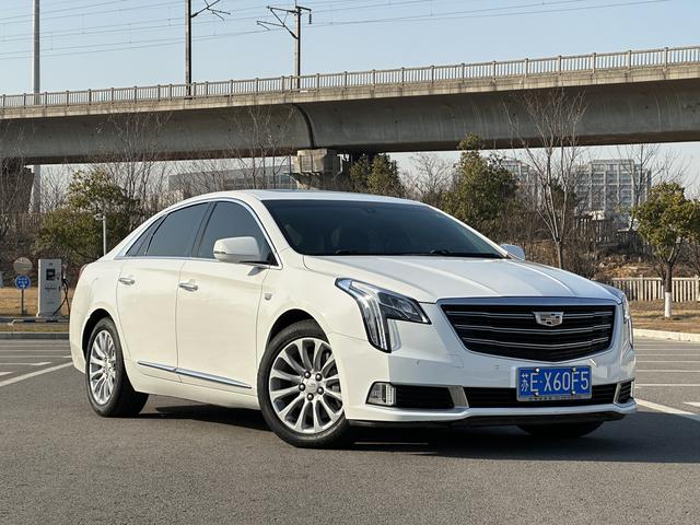 Cadillac XTS