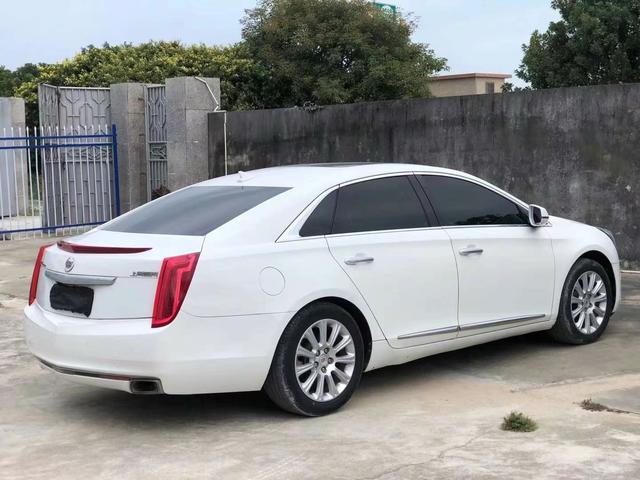 Cadillac XTS