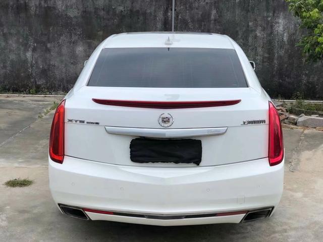 Cadillac XTS