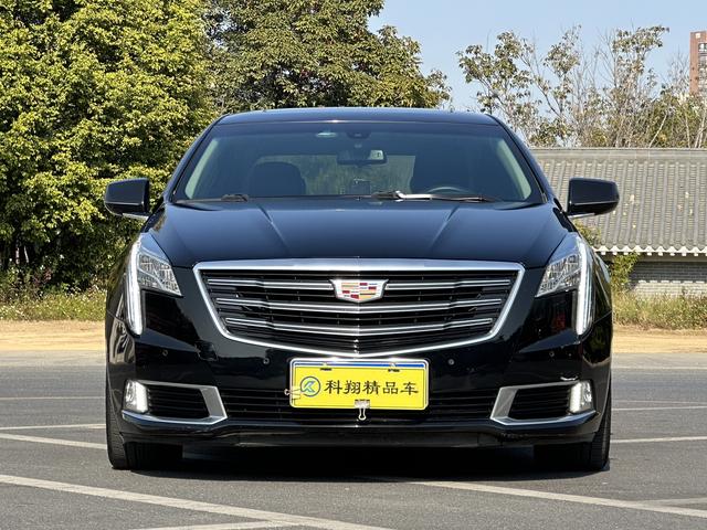 Cadillac XTS