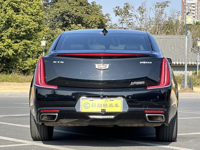 Cadillac XTS