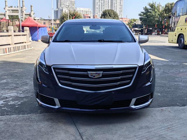 Cadillac XTS