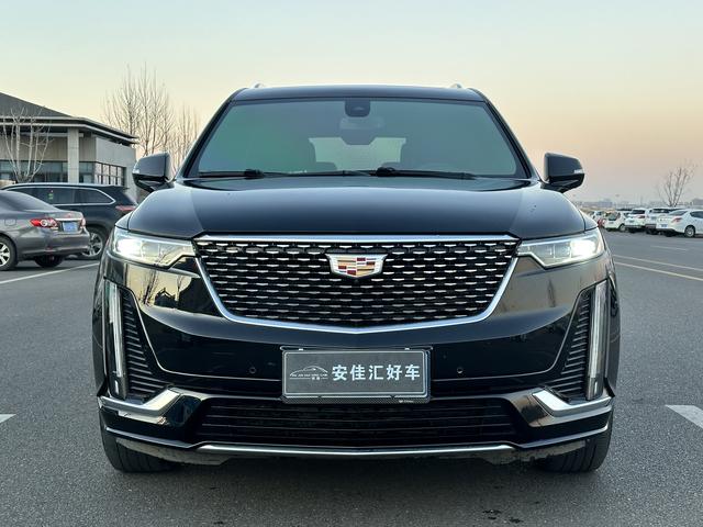 Cadillac XT6