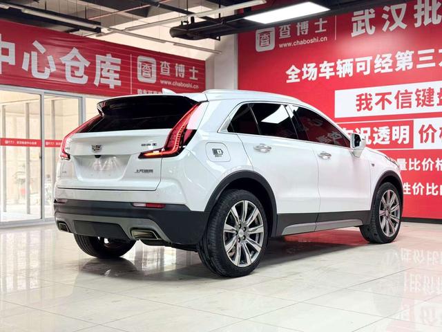 Cadillac XT4