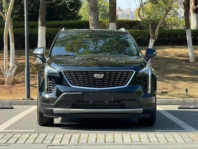 Cadillac XT4