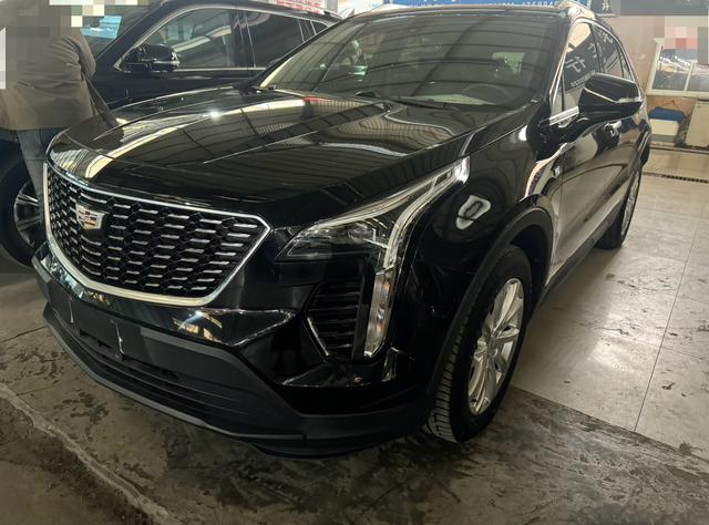 Cadillac XT4