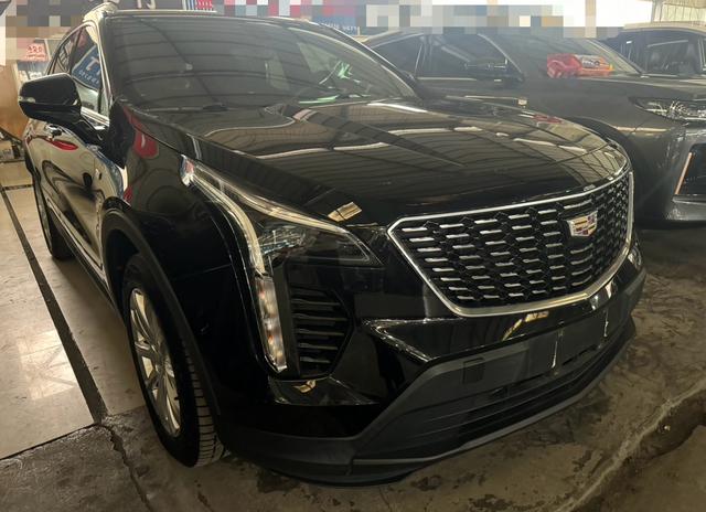 Cadillac XT4