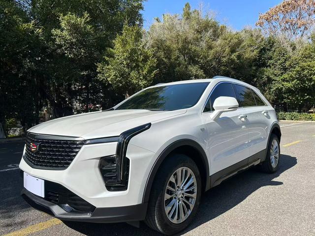 Cadillac XT4