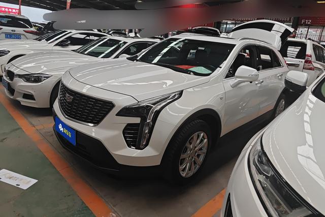 Cadillac XT4