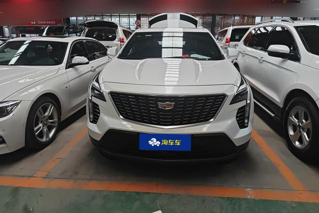 Cadillac XT4