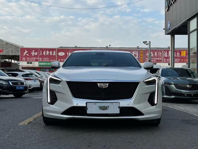 Cadillac CT6