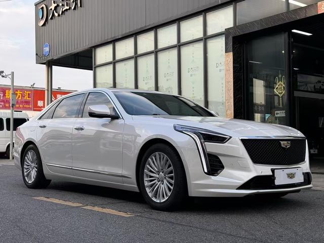 Cadillac CT6