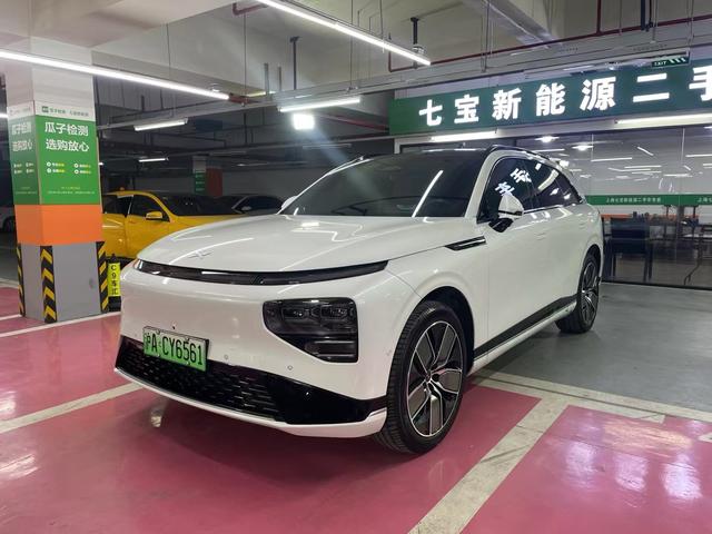 Xpeng G9