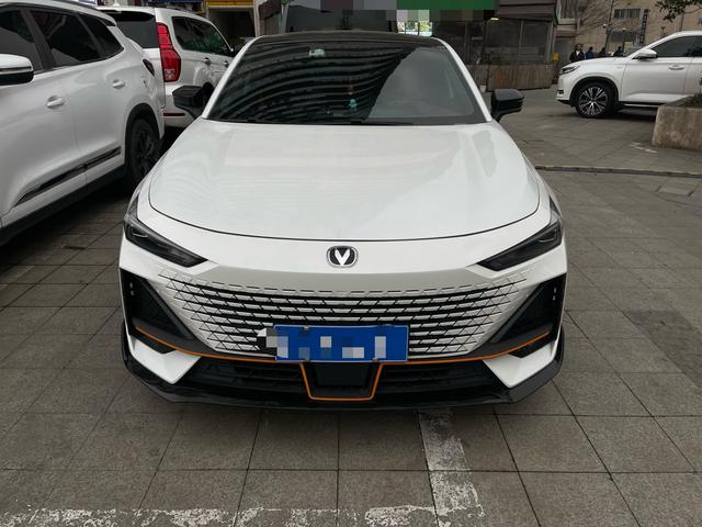 Changan UNI-V