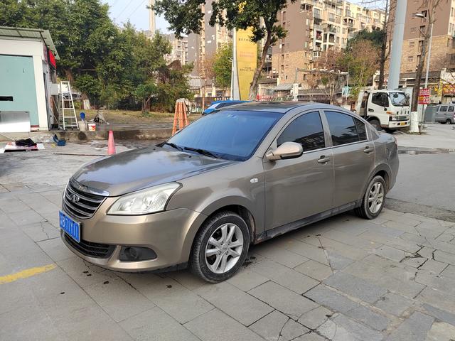 Chery E5