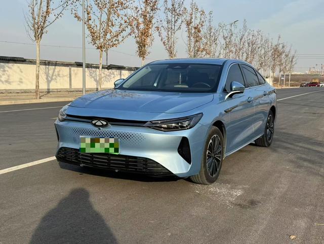 Chery Fengyun A8