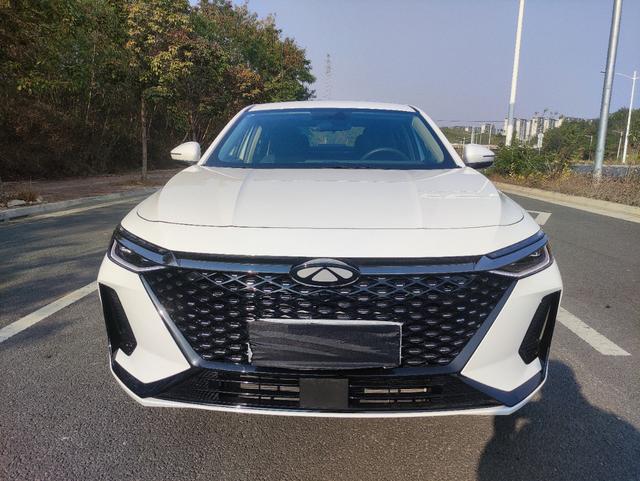 Chery Fengyun A8