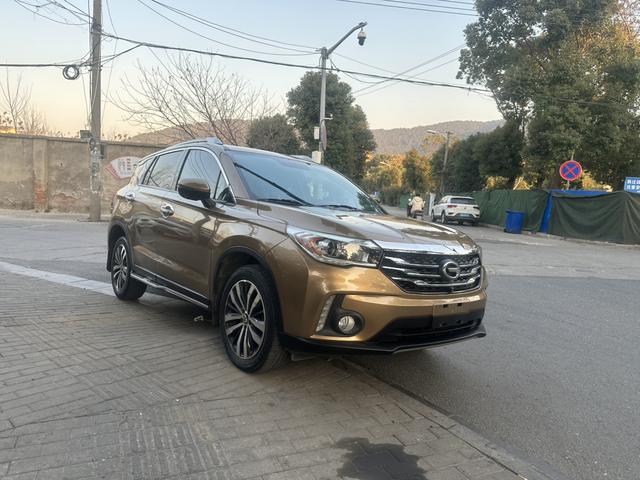 GAC Trumpchi GS4