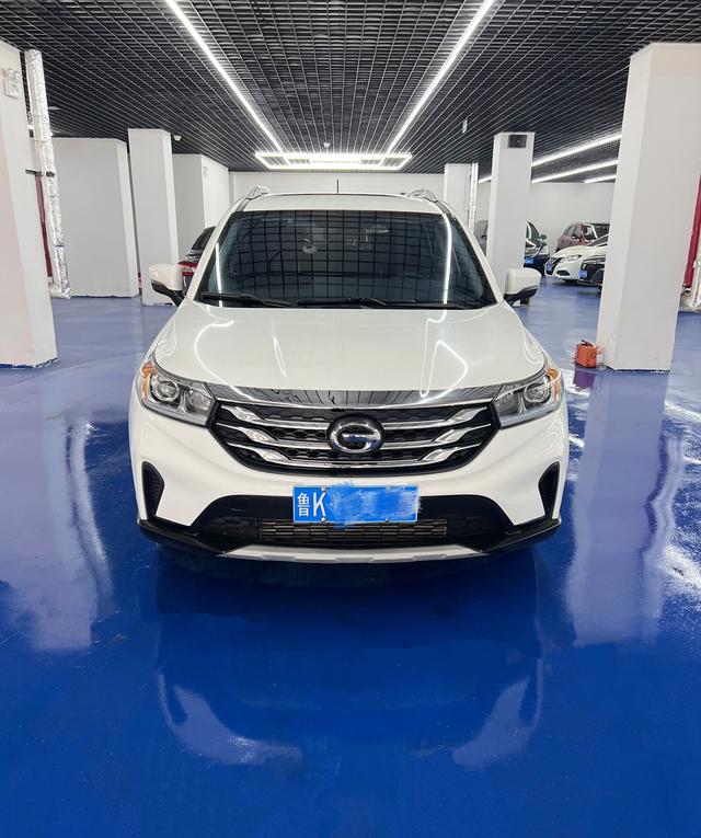 GAC Trumpchi GS4