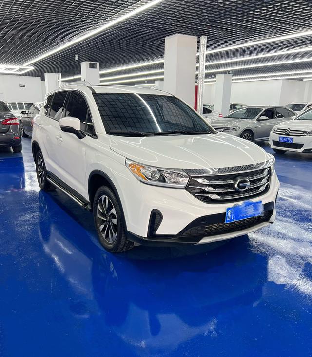 GAC Trumpchi GS4