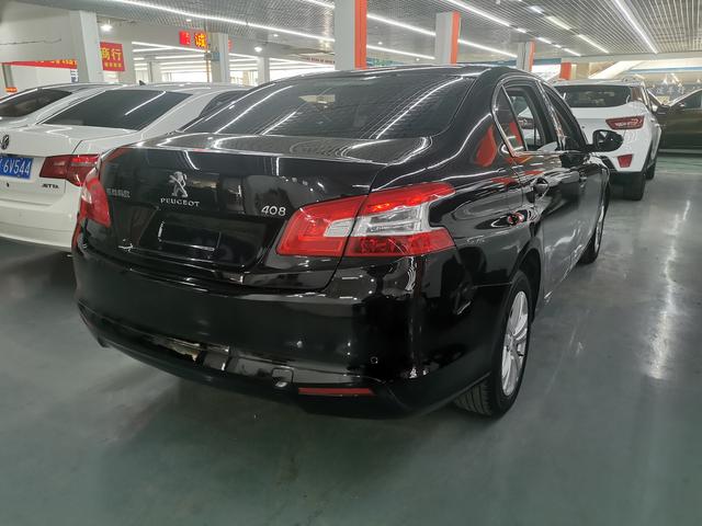 Peugeot 408