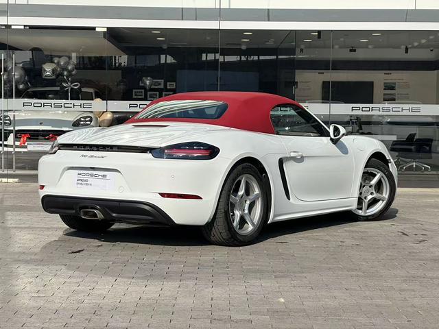 Porsche 718