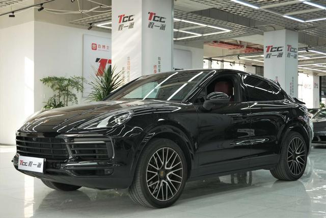 Porsche Cayenne Coupe