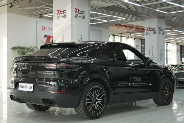 Porsche Cayenne Coupe