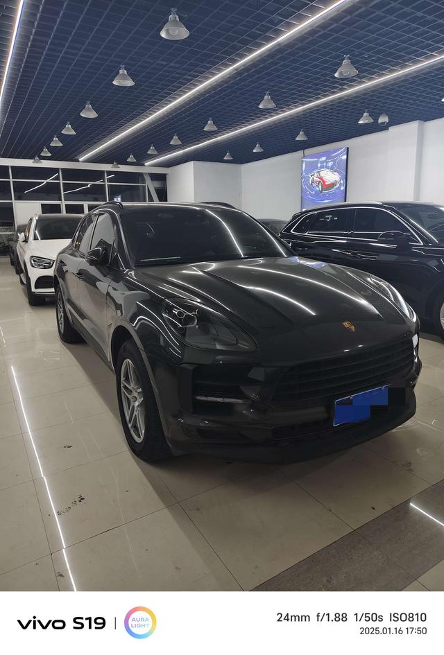 Porsche Macan