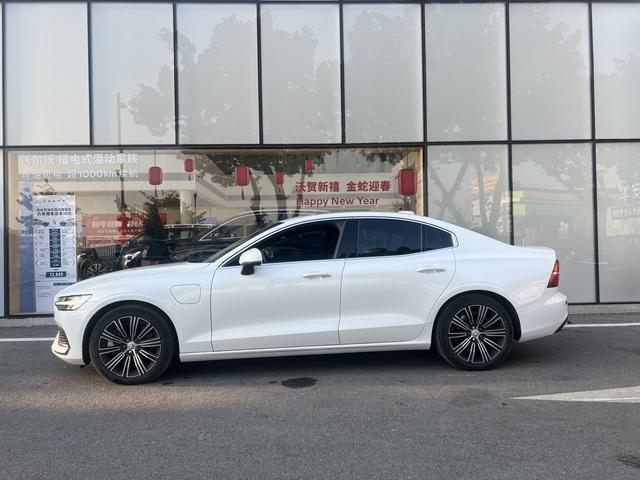 Volvo S60 PHEV