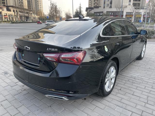 Chevrolet Malibu XL