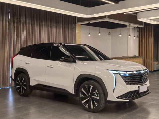 Geely Atlas L