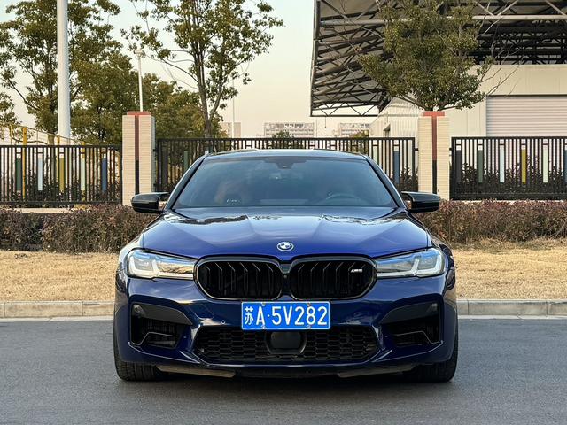 BMW M5