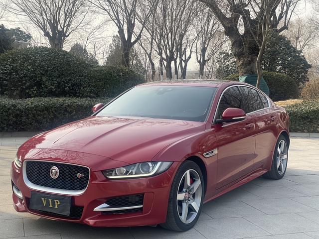 Jaguar XE